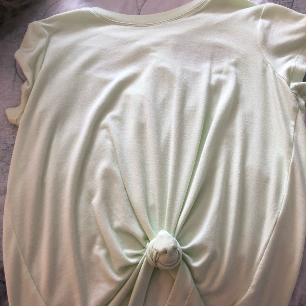 Athleta top
